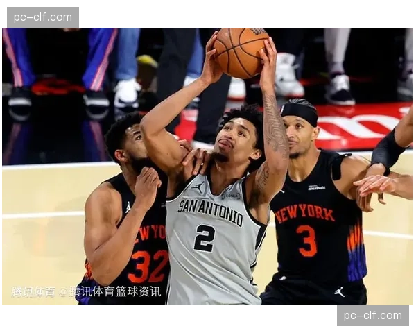 哈珀成NBA历史季后赛合计100分10抢断最年轻球员 哈珀成NBA历史季后赛合计100分10抢断最年轻球员