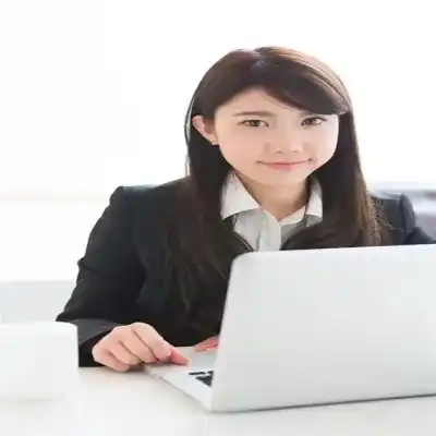 邓涵怡